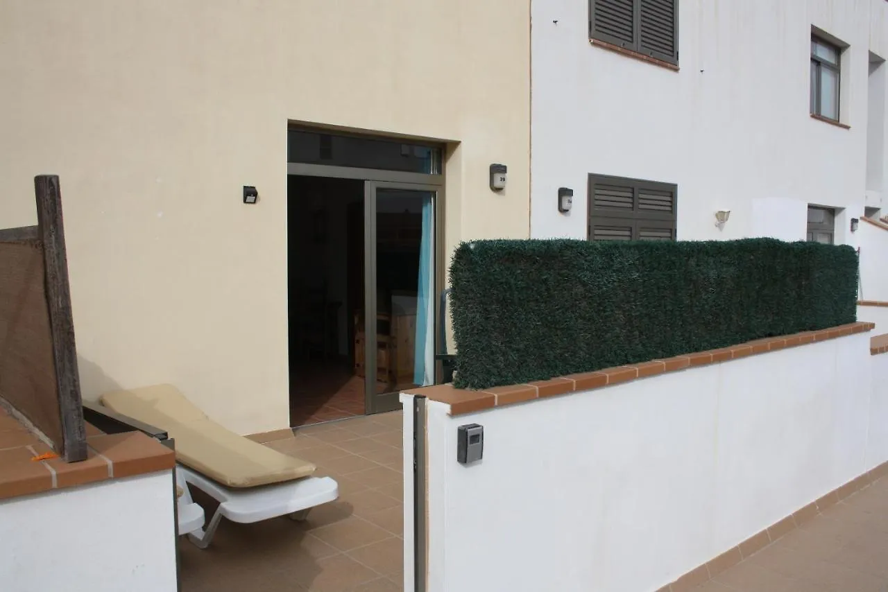 Bravo'S Apartment Cotillo 4