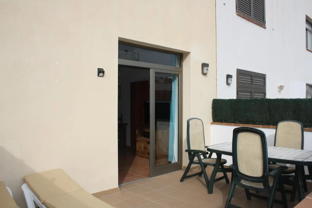 Bravo'S Apartment Cotillo 4